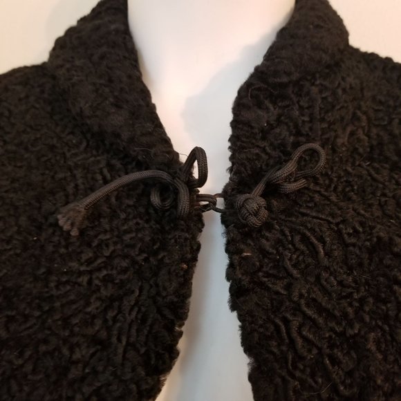 Furs by Truesdell Berlin Wisconsin Black Cape Vintage Formal S M L Persian Lamb - Picture 7 of 8